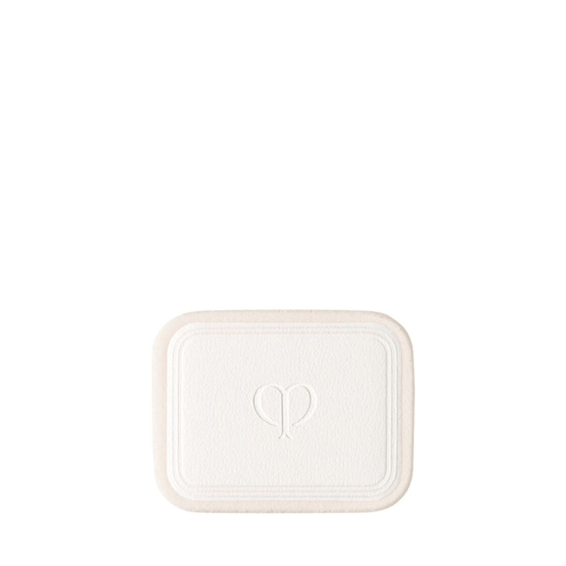 cle-de-peau-beaute-sponge-brightening-powder-foundation-2395433