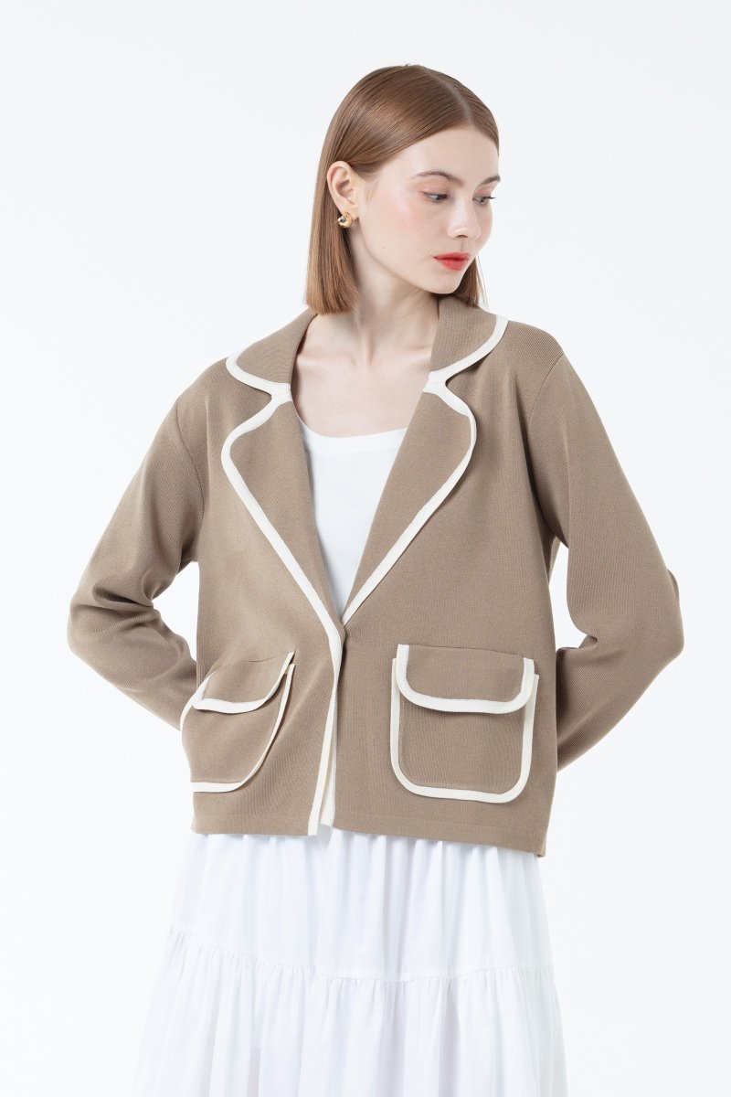 kwoods-contrast-trim-blazer-6431541