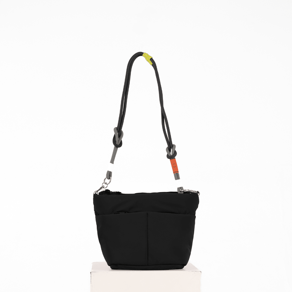 ortem-zipped-crossbody-bag-5547281