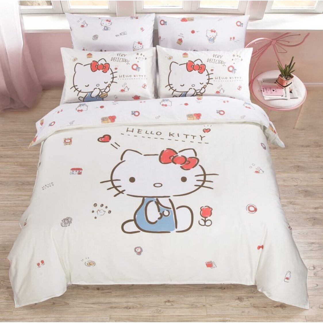 sanrio-900tc-100-cotton-sateen-quilt-cover-set-kurashi-reversible-9312091
