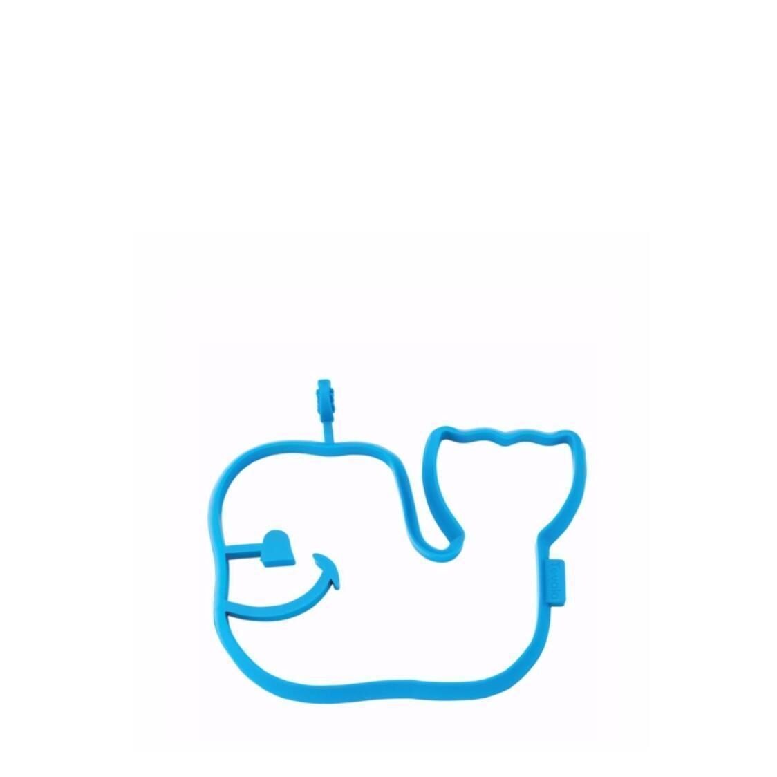 tovolo-silicone-breakfast-shaper-whale-5040331